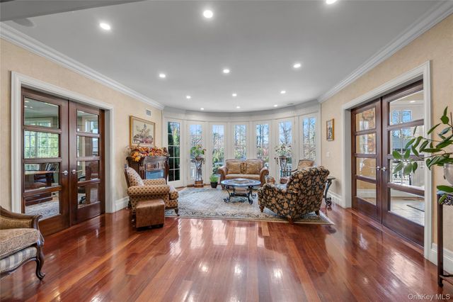 109 Wheatley Road, Brookville, NY 11545