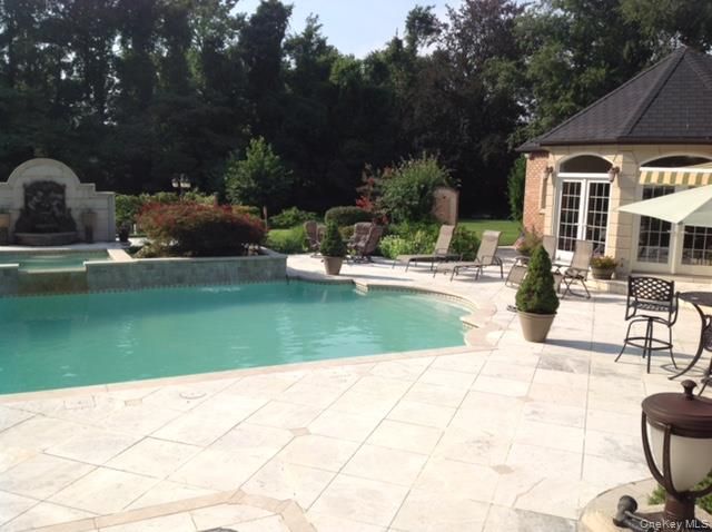 109 Wheatley Road, Brookville, NY 11545