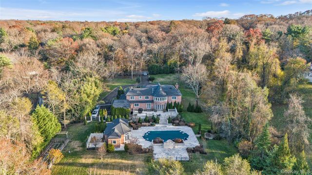 109 Wheatley Road, Brookville, NY 11545