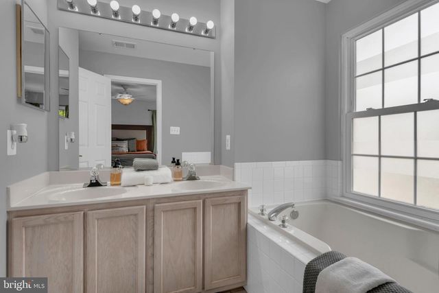 4115 APPLE LEAF CT, Pasadena, MD 21122