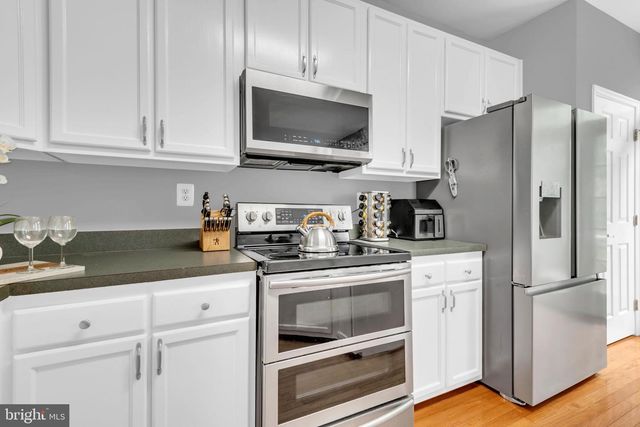 4115 APPLE LEAF CT, Pasadena, MD 21122