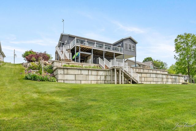 1830 S Pratt Lake, Martin, MI 49070