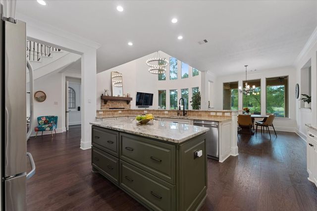 28733 Lakeside Green, Magnolia, TX 77355
