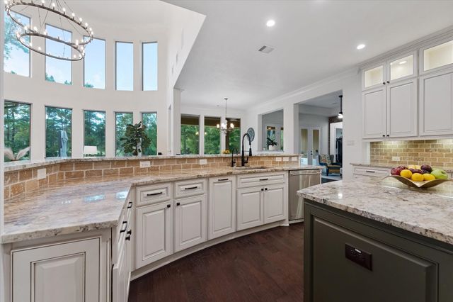 28733 Lakeside Green, Magnolia, TX 77355