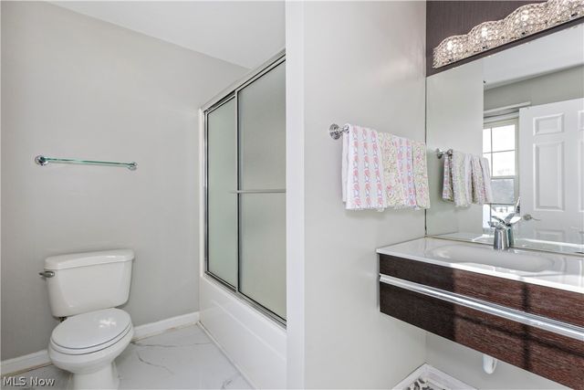 6442 Dorset Lane, Solon, OH 44139