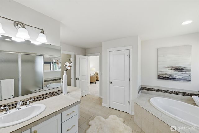 10398 243rd Court NE, Redmond, WA 98053