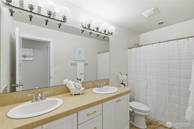 10398 243rd Court NE, Redmond, WA 98053