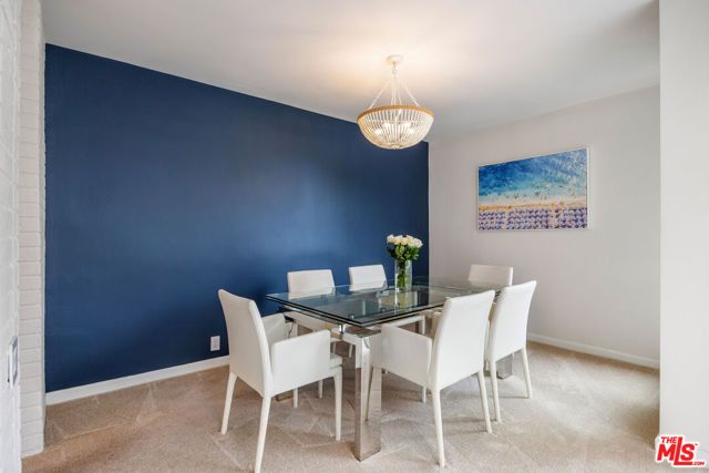 809 S Bundy Drive 205, Los Angeles, CA 90049