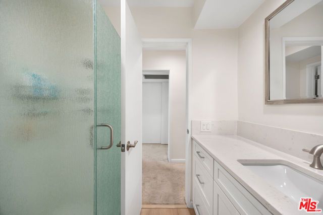 809 S Bundy Drive 205, Los Angeles, CA 90049