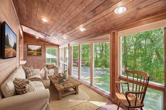 1881 Great Pond Road, North Andover, MA 01845