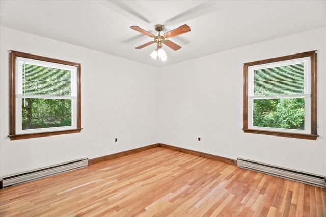 1881 Great Pond Road, North Andover, MA 01845