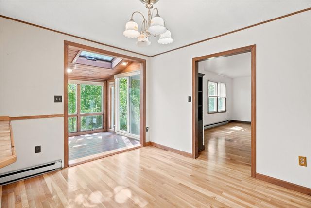 1881 Great Pond Road, North Andover, MA 01845