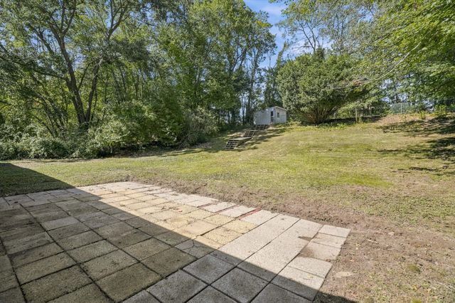 1881 Great Pond Road, North Andover, MA 01845