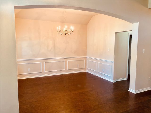 300 Rain Tree Drive, Sunnyvale, TX 75182