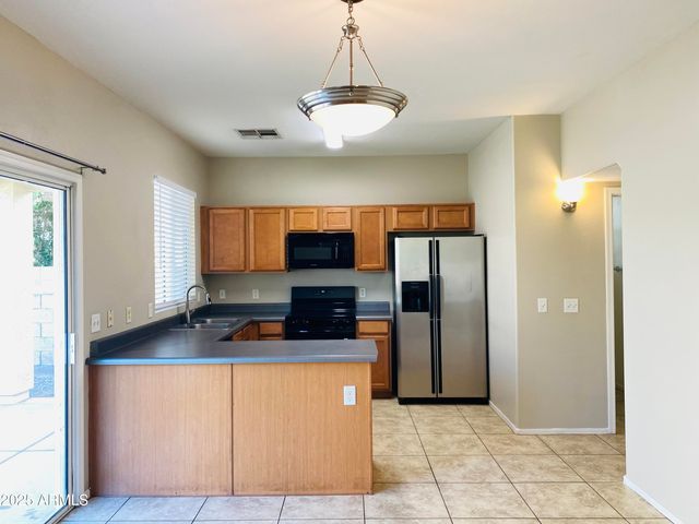 1450 S LONGSPUR Lane, Gilbert, AZ 85296