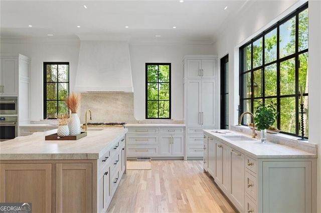 3290 Dunlop Court NE, Atlanta, GA 30319