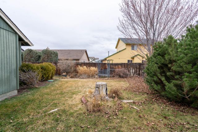 2120 NW 21st Court, Redmond, OR 97756