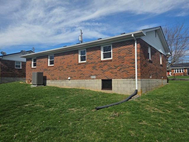 155 Alice Avenue, Flemingsburg, KY 41041
