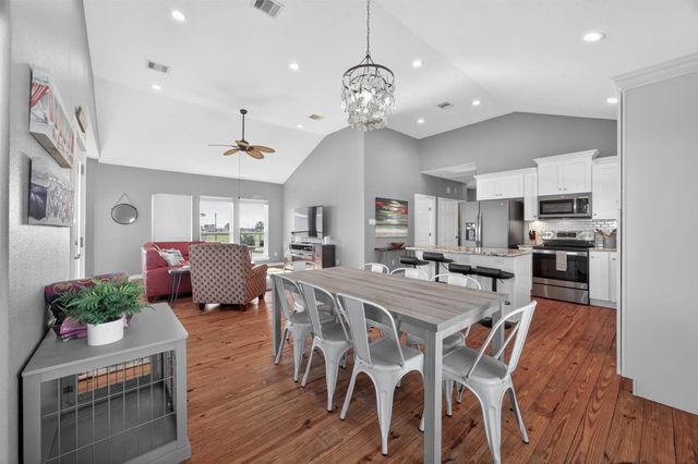 18607 Warrior Road, Galveston, TX 77554