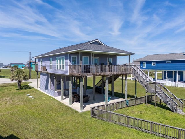18607 Warrior Road, Galveston, TX 77554