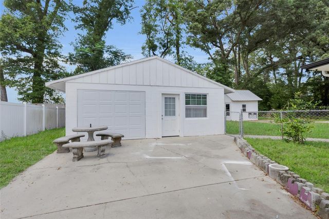3412 NE 22ND COURT, Ocala, FL 34479