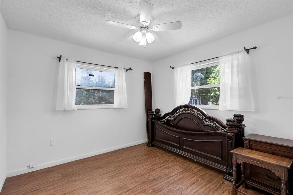 Image 19 of property listing at 3412 NE 22ND COURT, Ocala, FL 34479