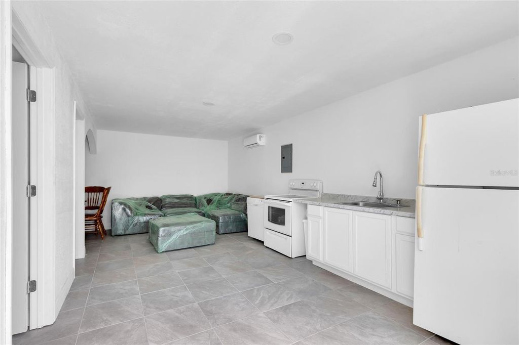Image 29 of property listing at 3412 NE 22ND COURT, Ocala, FL 34479