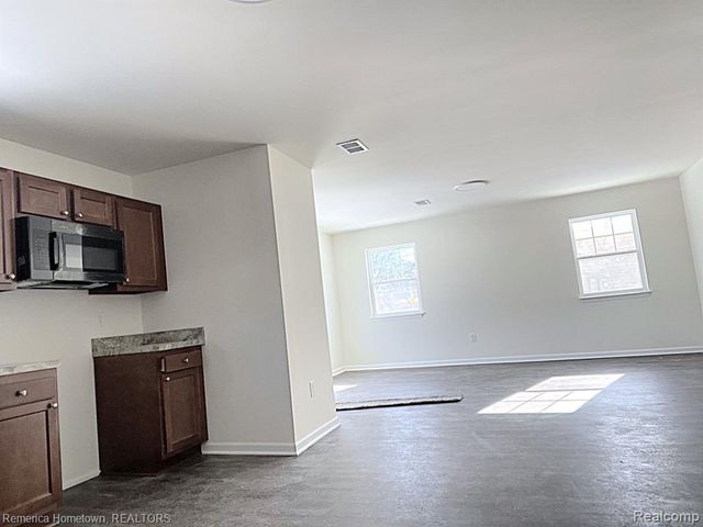 2207 Emerson Street, Westland, MI 48186