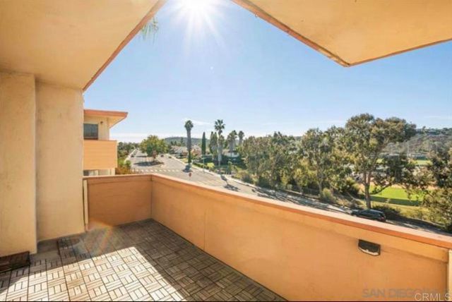 6816 Hyde Park Drive N, San Diego, CA 92119