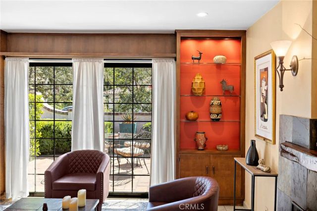 2556 N Ridgecrest, Orange, CA 92867