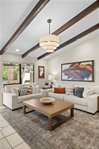 2556 N Ridgecrest, Orange, CA 92867