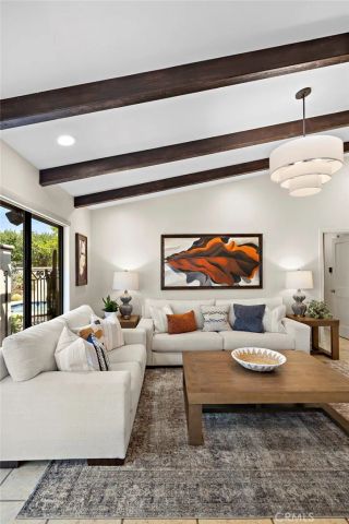 2556 N Ridgecrest, Orange, CA 92867