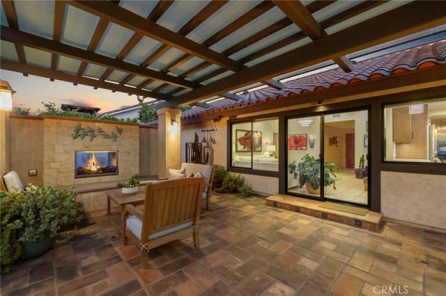 2556 N Ridgecrest, Orange, CA 92867