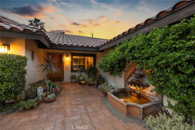 2556 N Ridgecrest, Orange, CA 92867