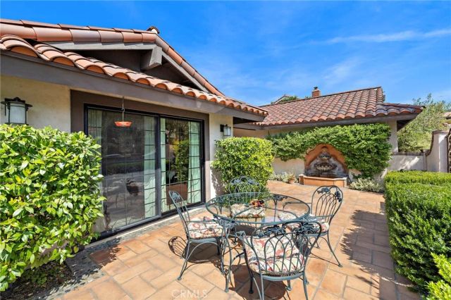 2556 N Ridgecrest, Orange, CA 92867