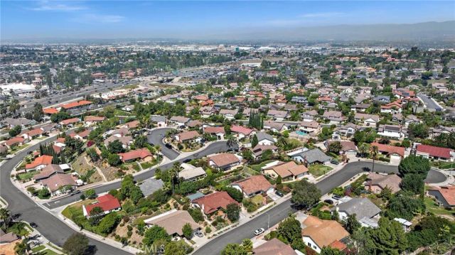 2556 N Ridgecrest, Orange, CA 92867