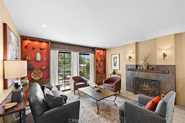 2556 N Ridgecrest, Orange, CA 92867