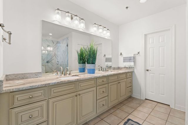 1272 Scenic Gulf Drive UNIT 304, Miramar Beach, FL 32550