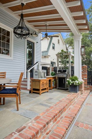 551 Huger Street, Charleston, SC 29403