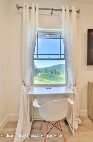 8 Trailside Drive Bb1, Hunter, NY 12442