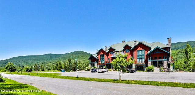 8 Trailside Drive Bb1, Hunter, NY 12442