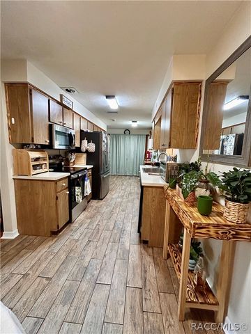 204 W Sugarmaple Lane, Beverly Hills, FL 34465