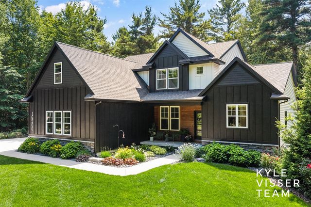 16500 Haven Woods Court, West Olive, MI 49460