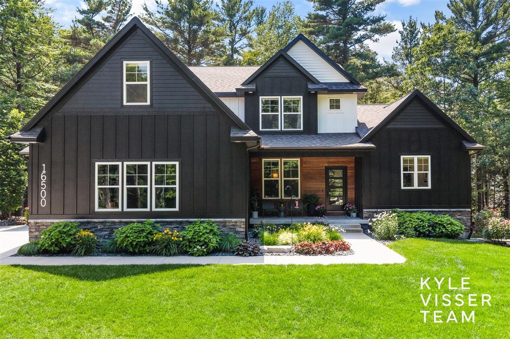 16500 Haven Woods Court, West Olive, MI 49460