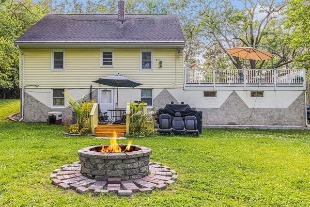 3104 Courtlandt Avenue, Kalamazoo, MI 49004
