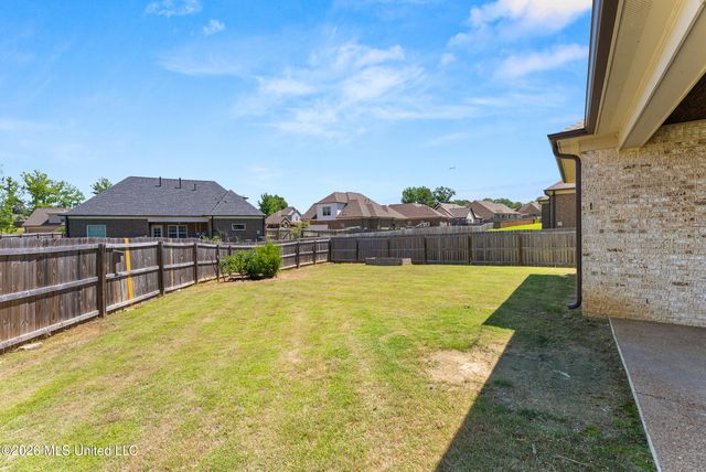 726 Benton Drive, Nesbit, MS 38651