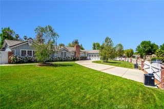 5151 Quakertown Avenue, Woodland Hills, CA 91364