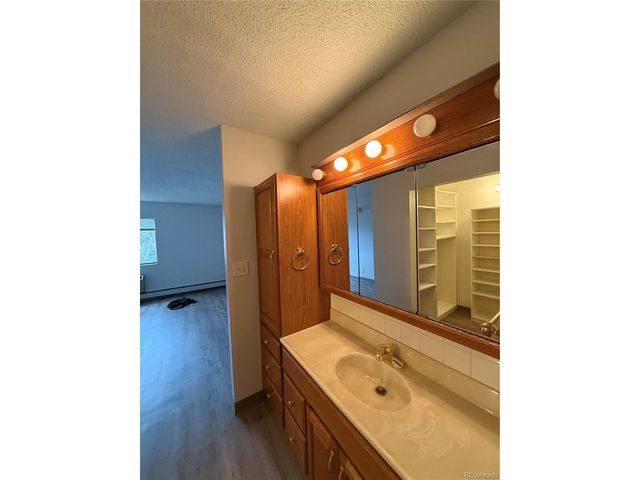 7780 W 38th Ave 302, Wheat Ridge, CO 80033