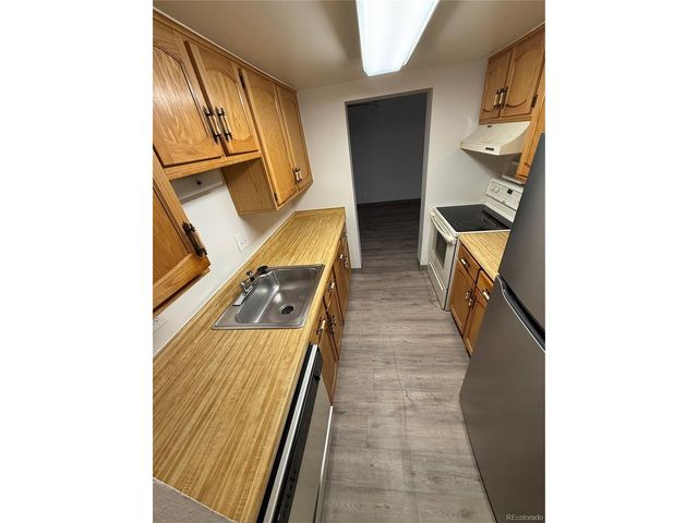 7780 W 38th Ave 302, Wheat Ridge, CO 80033