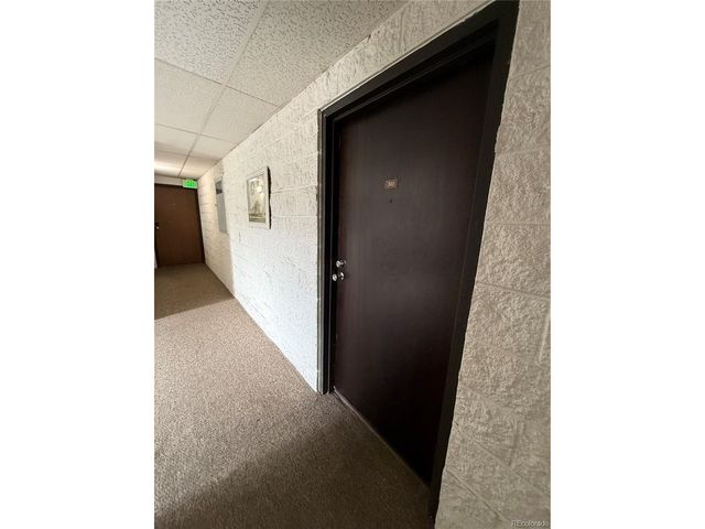 7780 W 38th Ave 302, Wheat Ridge, CO 80033